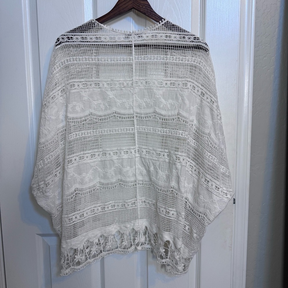 Democracy Ivory Crochet Lace Kimono Size Large - Picture 6 of 13